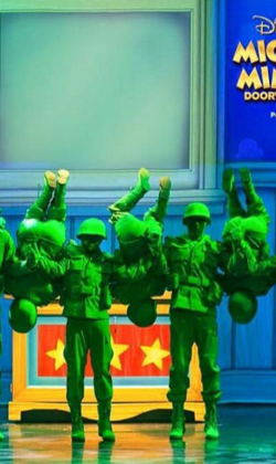 directing & choreographing green army men